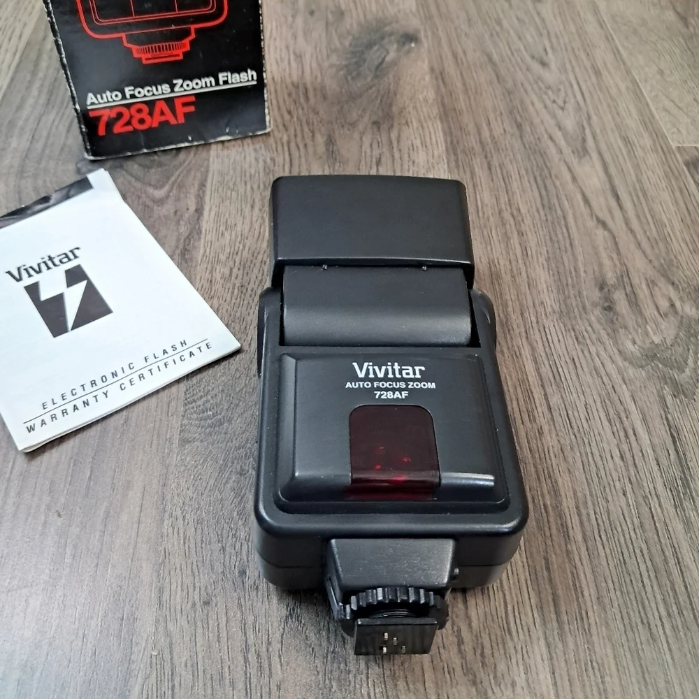 VIVITAR AUTO FOCUS ZOOM FLASH 728AF M-231177X Nikkon AF Original Box